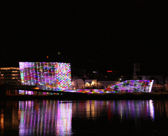 interactive media facade